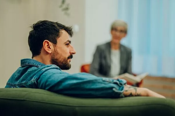 Come scegliere il giusto psicologo per te